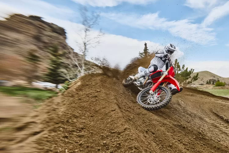 575846 27ym Honda Crf450r