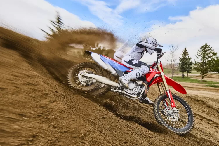 575847 27ym Honda Crf450r