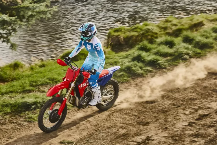 575747 27ym Honda Crf250rx