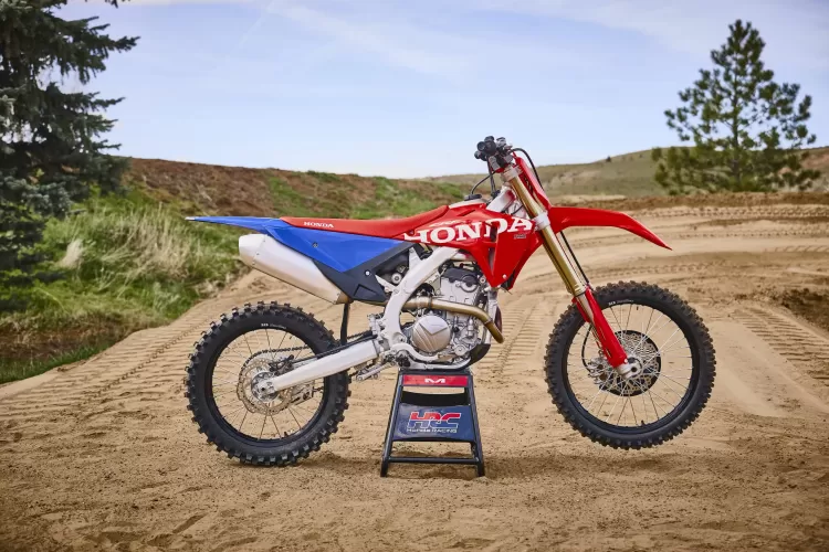 575740 27ym Honda Crf250r