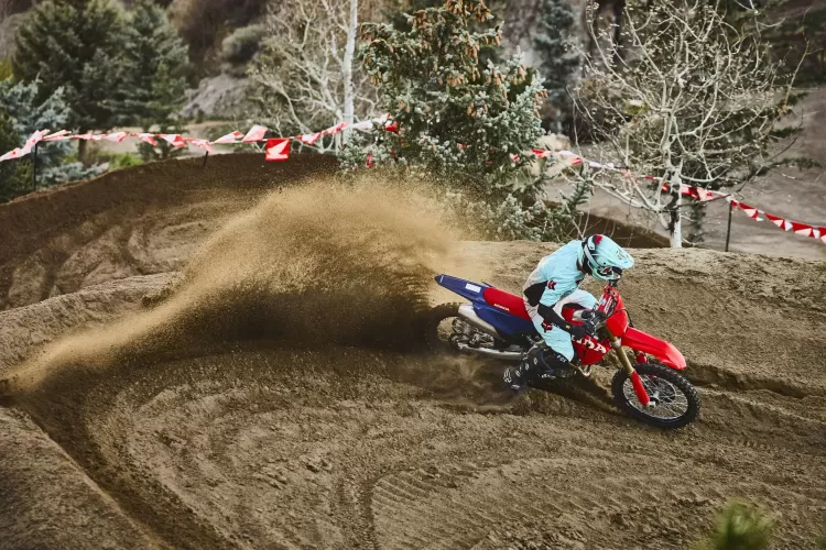 575733 27ym Honda Crf250r