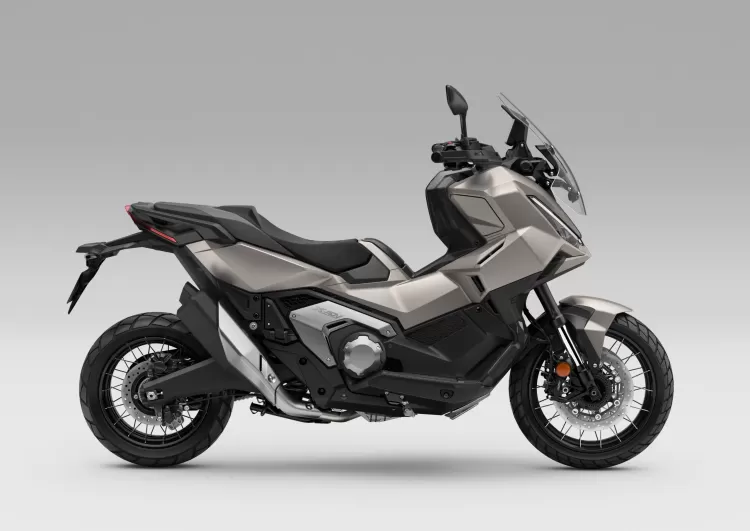 583363 27ym Honda X Adv