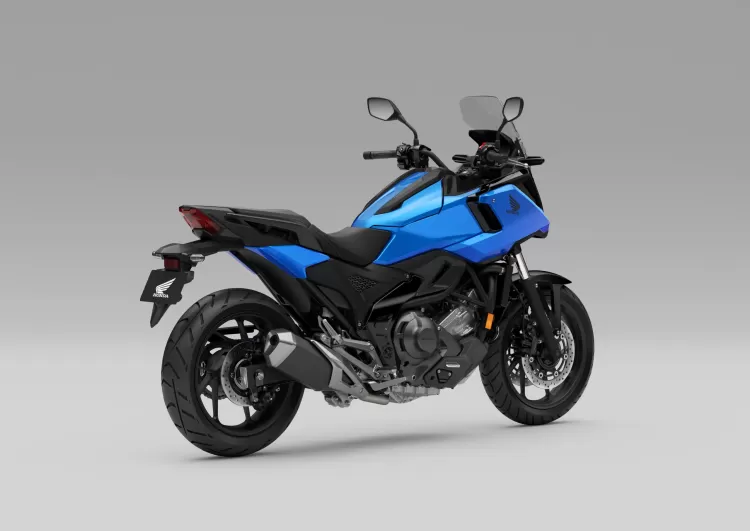 583375 27ym Honda Nc750x