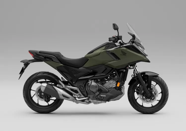 583377 27ym Honda Nc750x