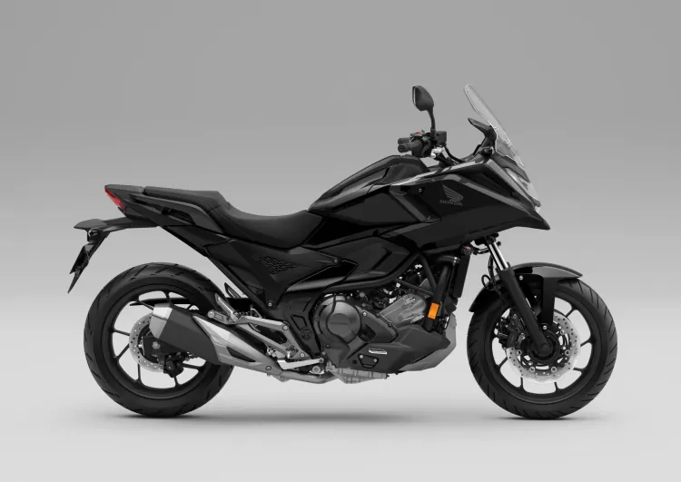 583379 27ym Honda Nc750x