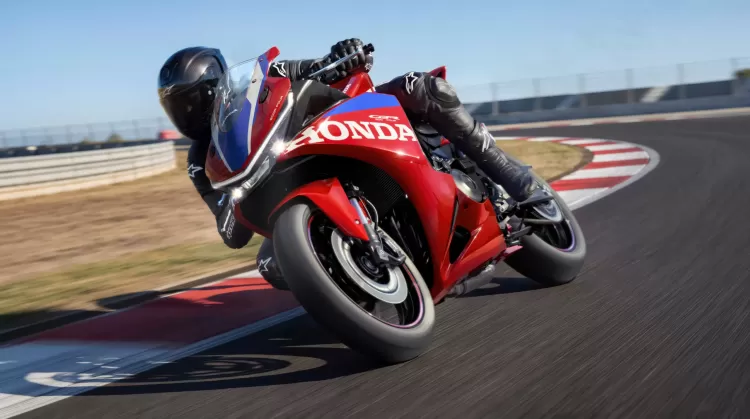 590070 27ym Honda Cbr500r Four