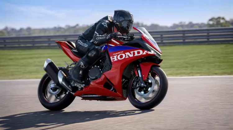 590066 27ym Honda Cbr500r Four