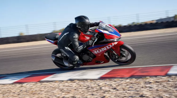 590068 27ym Honda Cbr500r Four